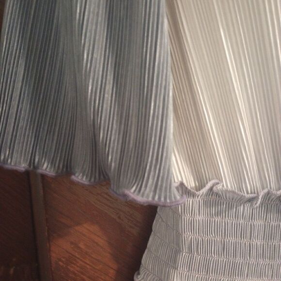 wide leg ombre pleated jumpsuit with ruffled hem - Picture 7 of 13